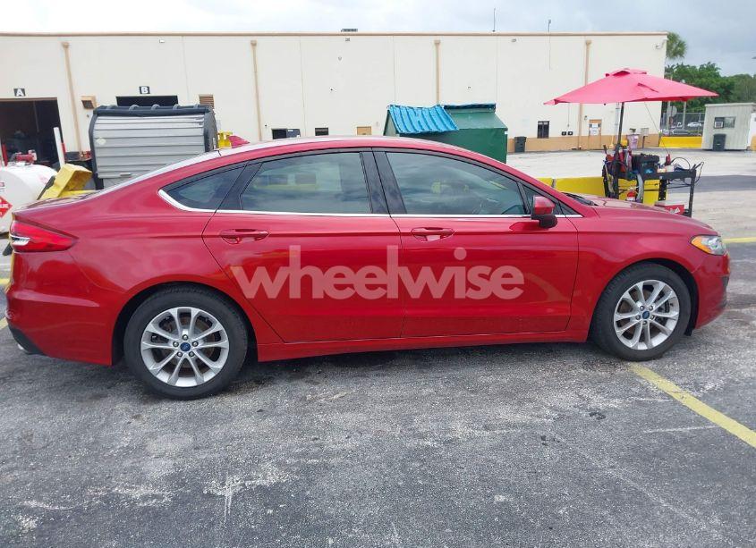 Photo 13 of 2020 Ford Fusion SE (VIN 3FA6P0HDXLR160183)