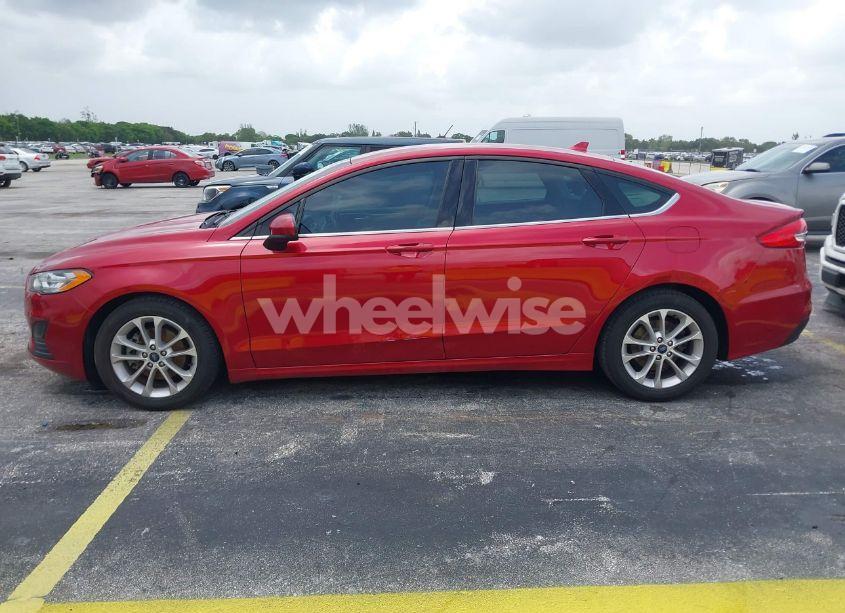 Photo 14 of 2020 Ford Fusion SE (VIN 3FA6P0HDXLR160183)