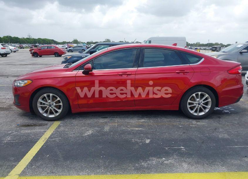 Photo 6 of 2020 Ford Fusion SE (VIN 3FA6P0HDXLR160183)