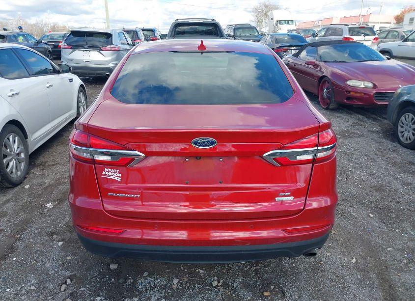Photo 16 of 2020 Ford Fusion SE (VIN 3FA6P0HDXLR162063)