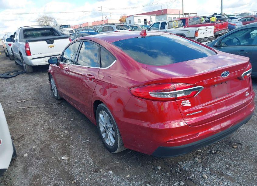 Photo 3 of 2020 Ford Fusion SE (VIN 3FA6P0HDXLR162063)