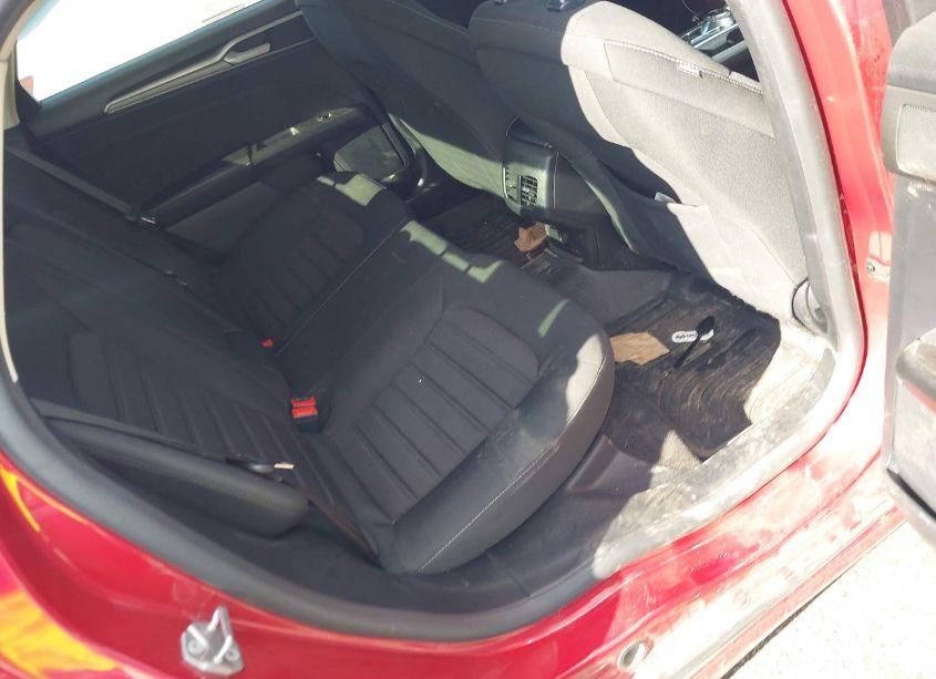 Photo 8 of 2020 Ford Fusion SE (VIN 3FA6P0HDXLR162063)