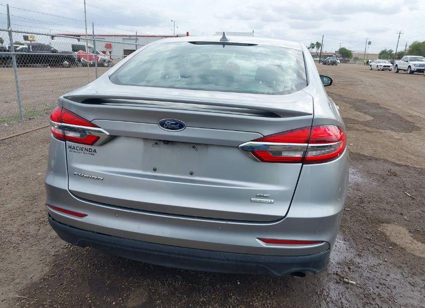 Photo 17 of 2020 Ford Fusion SE (VIN 3FA6P0HDXLR168557)