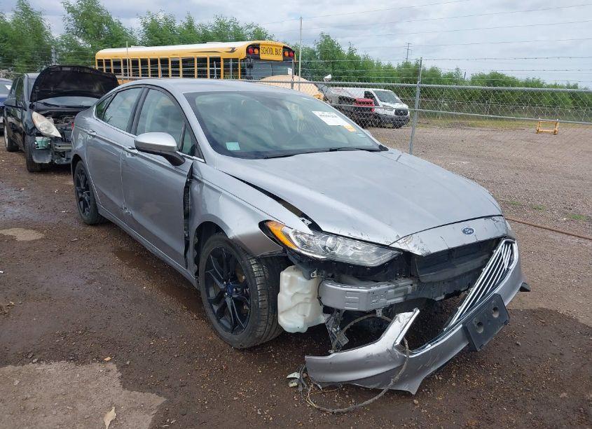 Photo 6 of 2020 Ford Fusion SE (VIN 3FA6P0HDXLR168557)