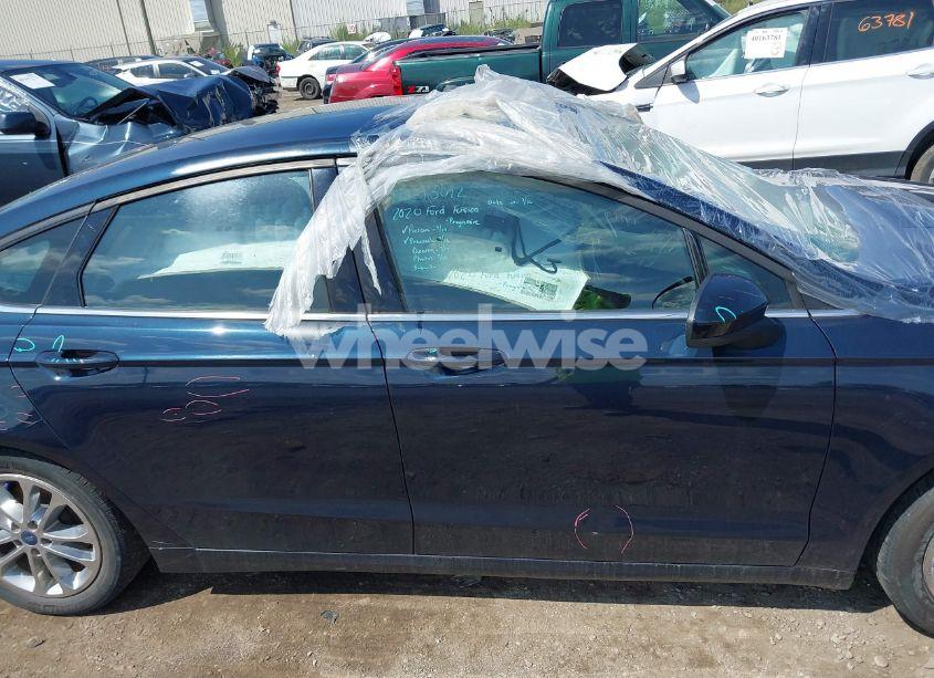 Photo 13 of 2020 Ford Fusion SE (VIN 3FA6P0HDXLR186928)