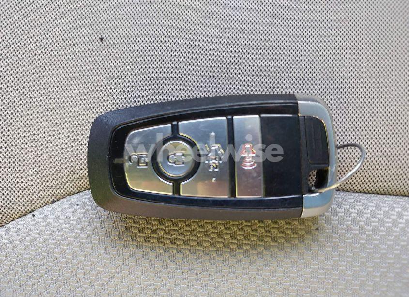 Photo 11 of 2020 Ford Fusion SE (VIN 3FA6P0HDXLR224898)