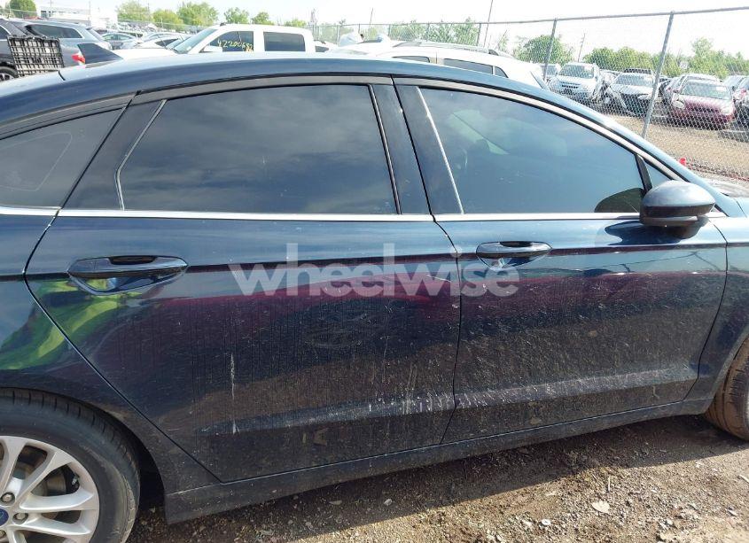 Photo 13 of 2020 Ford Fusion SE (VIN 3FA6P0HDXLR224898)