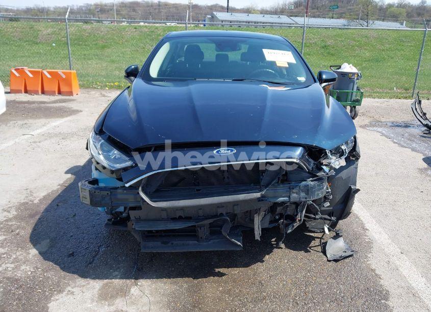 Photo 13 of 2020 Ford Fusion SE (VIN 3FA6P0HDXLR231155)