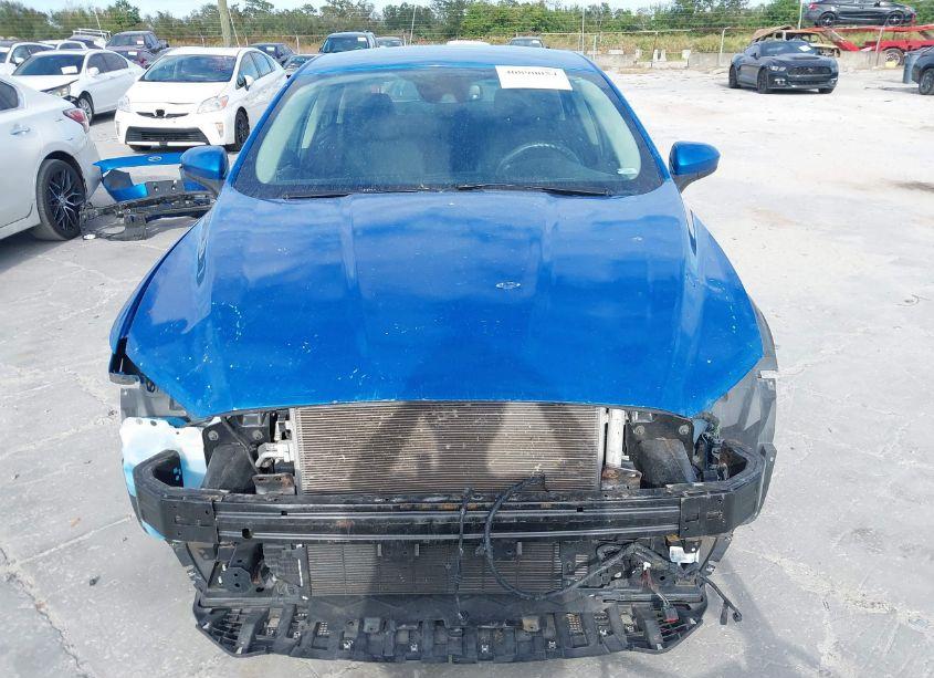 Photo 13 of 2020 Ford Fusion SE (VIN 3FA6P0HDXLR235139)