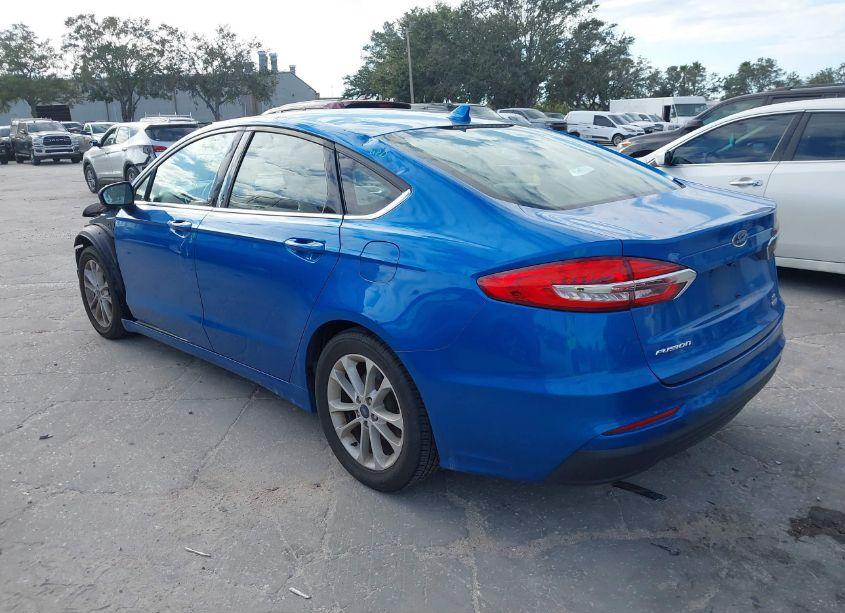 Photo 3 of 2020 Ford Fusion SE (VIN 3FA6P0HDXLR235139)
