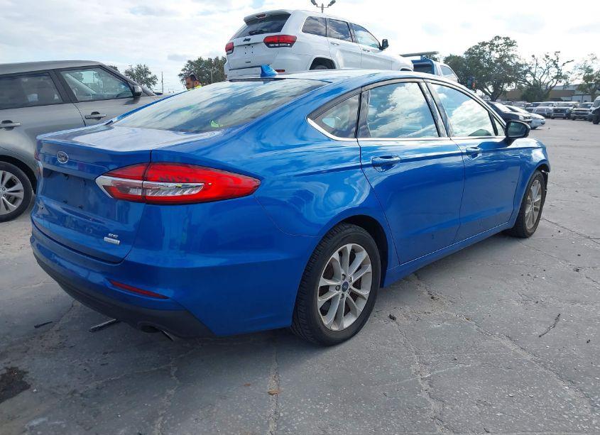 Photo 4 of 2020 Ford Fusion SE (VIN 3FA6P0HDXLR235139)