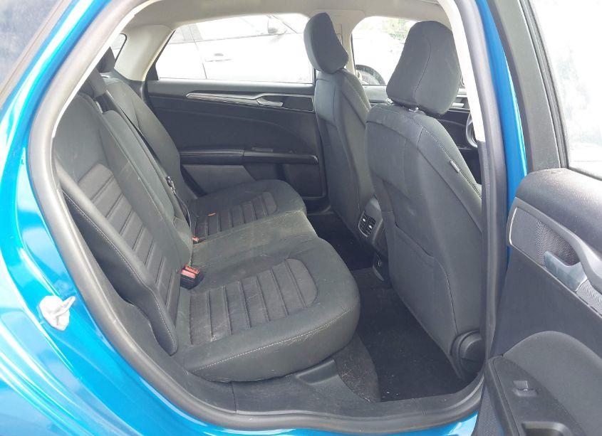 Photo 8 of 2020 Ford Fusion SE (VIN 3FA6P0HDXLR235139)