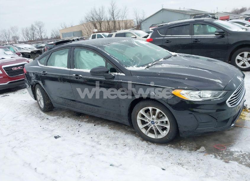 Photo 12 of 2020 Ford Fusion SE (VIN 3FA6P0HDXLR251650)