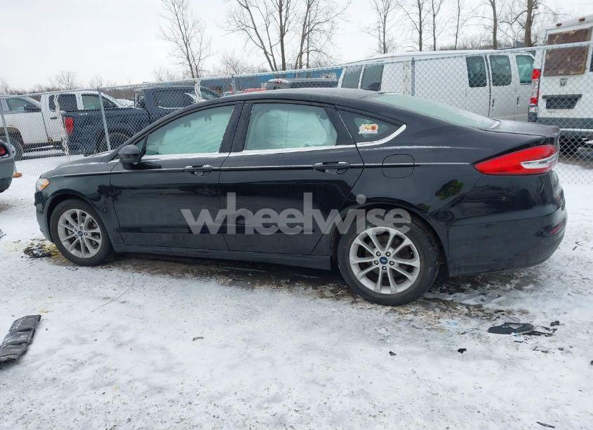 Photo 13 of 2020 Ford Fusion SE (VIN 3FA6P0HDXLR251650)