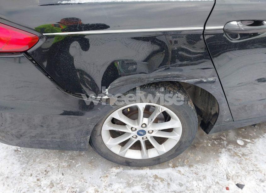 Photo 6 of 2020 Ford Fusion SE (VIN 3FA6P0HDXLR251650)