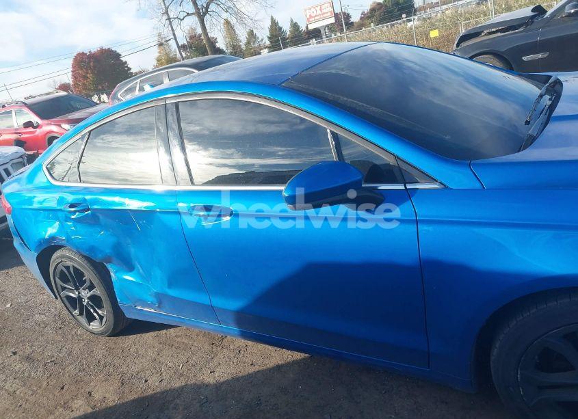 Photo 13 of 2020 Ford Fusion SE (VIN 3FA6P0HDXLR256640)