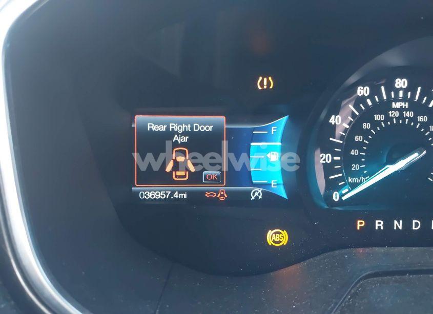 Photo 15 of 2020 Ford Fusion SE (VIN 3FA6P0HDXLR256640)