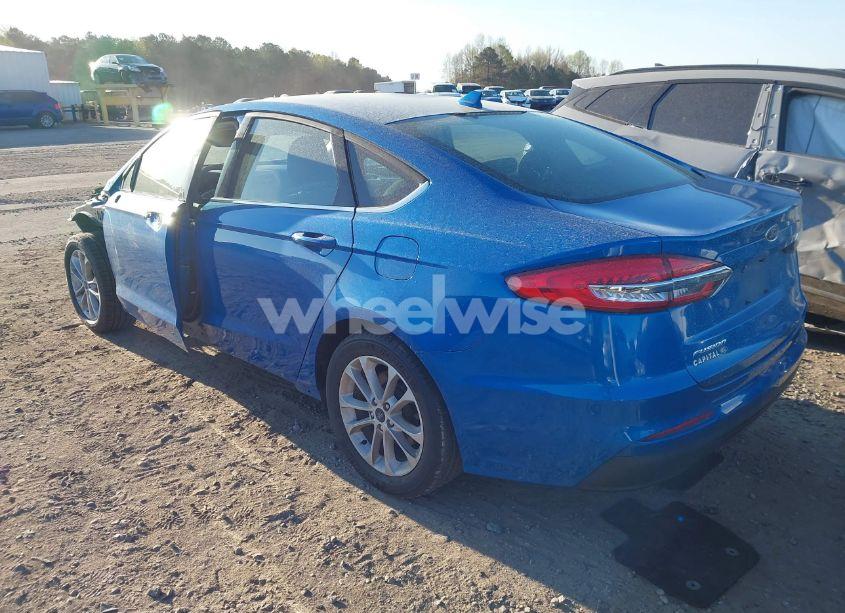 Photo 3 of 2020 Ford Fusion SE (VIN 3FA6P0HDXLR257562)