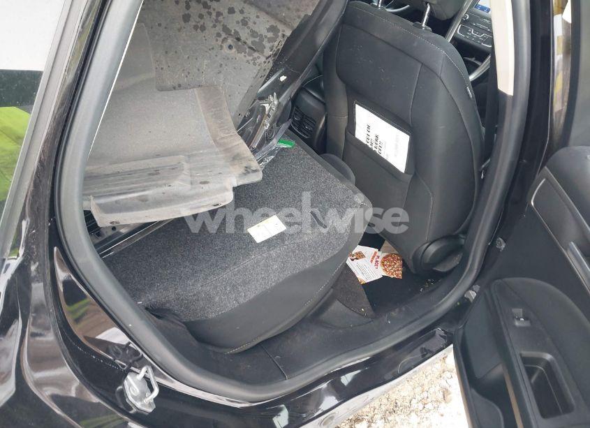 Photo 8 of 2020 Ford Fusion SE (VIN 3FA6P0HDXLR261188)