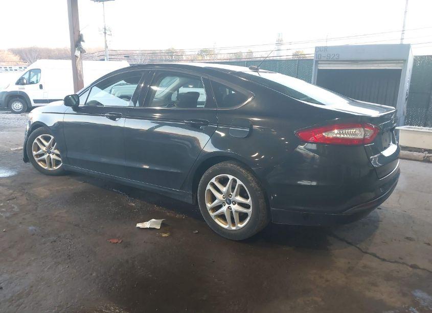 Photo 3 of 2013 Ford Fusion SE (VIN 3FA6P0HR0DR109806)