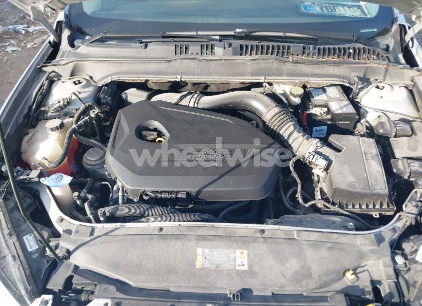 Photo 10 of 2013 Ford Fusion SE (VIN 3FA6P0HR0DR122572)