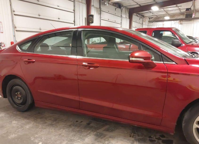 Photo 14 of 2013 Ford Fusion SE (VIN 3FA6P0HR0DR147391)