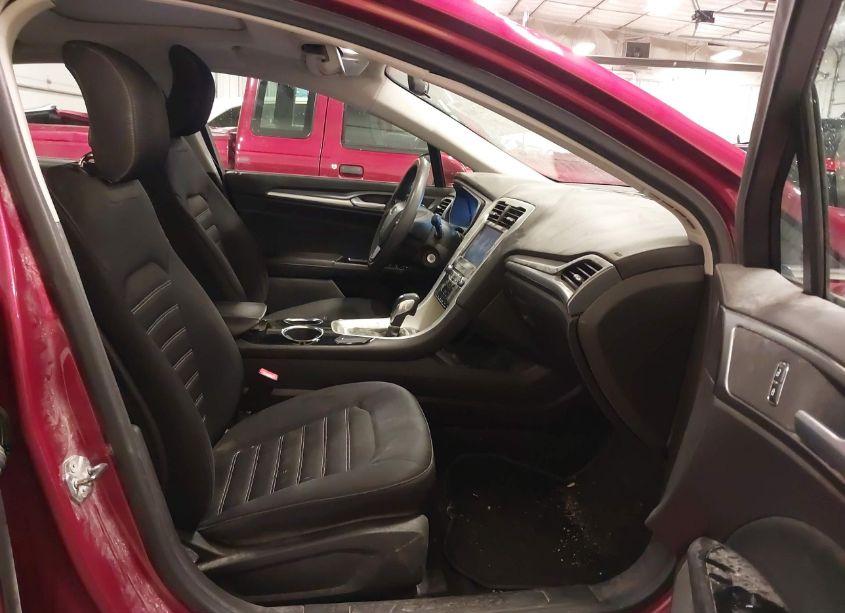 Photo 5 of 2013 Ford Fusion SE (VIN 3FA6P0HR0DR147391)