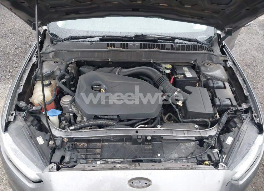 Photo 10 of 2013 Ford Fusion SE (VIN 3FA6P0HR0DR166698)