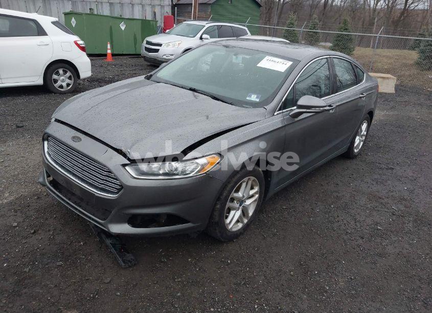 Photo 2 of 2013 Ford Fusion SE (VIN 3FA6P0HR0DR166698)