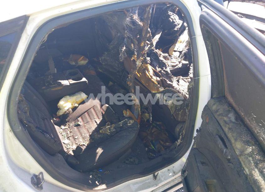 Photo 8 of 2013 Ford Fusion SE (VIN 3FA6P0HR0DR174882)