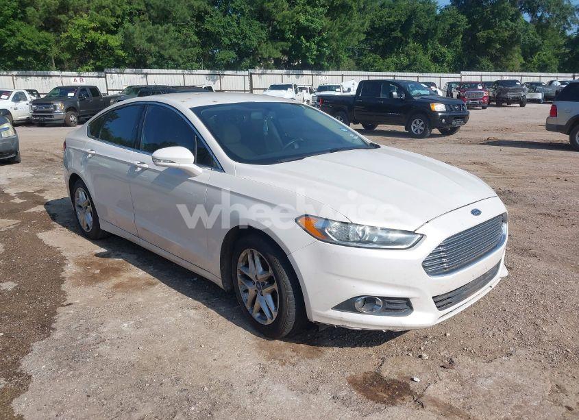 2013 Ford Fusion SE (VIN 3FA6P0HR0DR241772) main photo