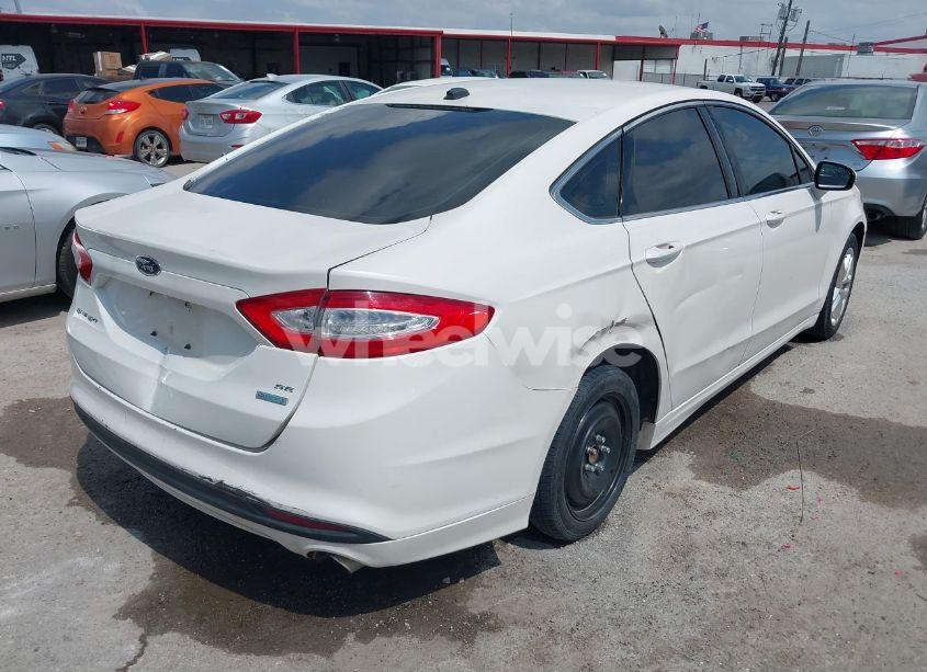 Photo 4 of 2013 Ford Fusion SE (VIN 3FA6P0HR0DR244803)