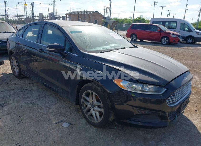2013 Ford Fusion SE (VIN 3FA6P0HR0DR256854) main photo