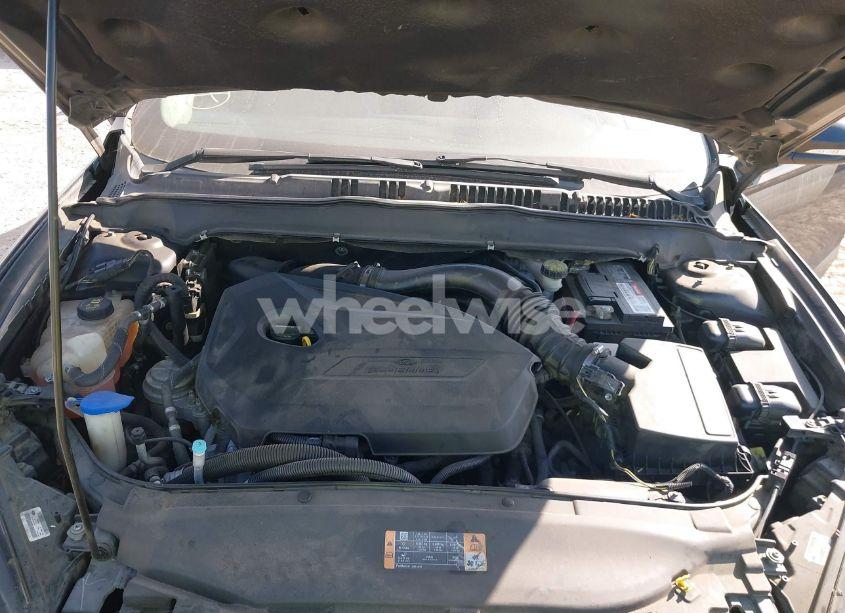 Photo 10 of 2013 Ford Fusion SE (VIN 3FA6P0HR0DR256854)