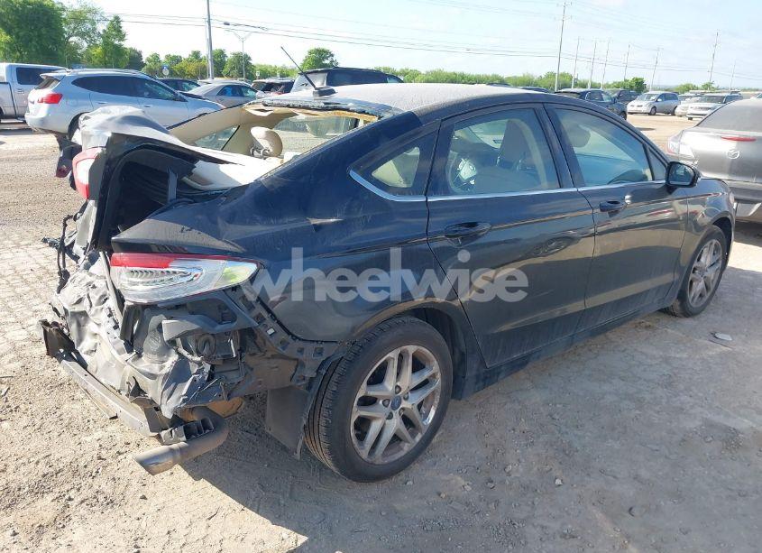 Photo 4 of 2013 Ford Fusion SE (VIN 3FA6P0HR0DR256854)