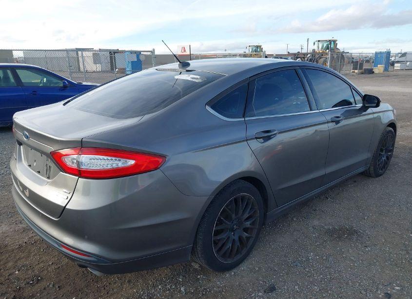 Photo 4 of 2013 Ford Fusion SE (VIN 3FA6P0HR0DR273606)