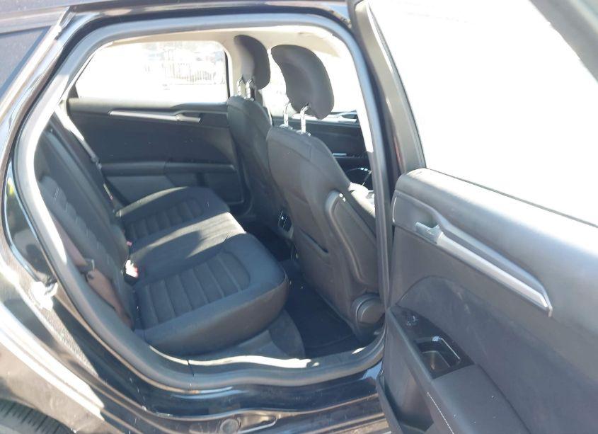 Photo 8 of 2013 Ford Fusion SE (VIN 3FA6P0HR0DR306233)