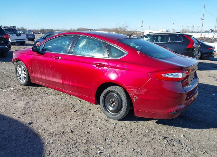 Photo 3 of 2013 Ford Fusion SE (VIN 3FA6P0HR0DR309228)