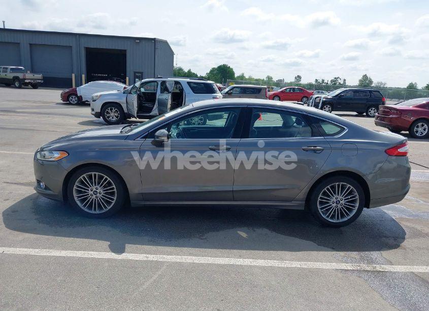 Photo 14 of 2013 Ford Fusion SE (VIN 3FA6P0HR1DR111547)