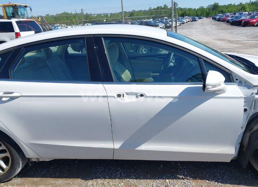 Photo 14 of 2013 Ford Fusion SE (VIN 3FA6P0HR1DR138280)