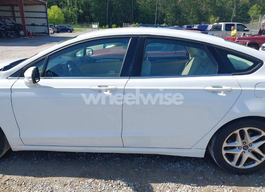 Photo 15 of 2013 Ford Fusion SE (VIN 3FA6P0HR1DR138280)