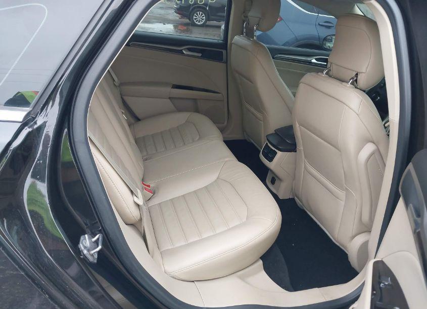 Photo 8 of 2013 Ford Fusion SE (VIN 3FA6P0HR1DR154950)