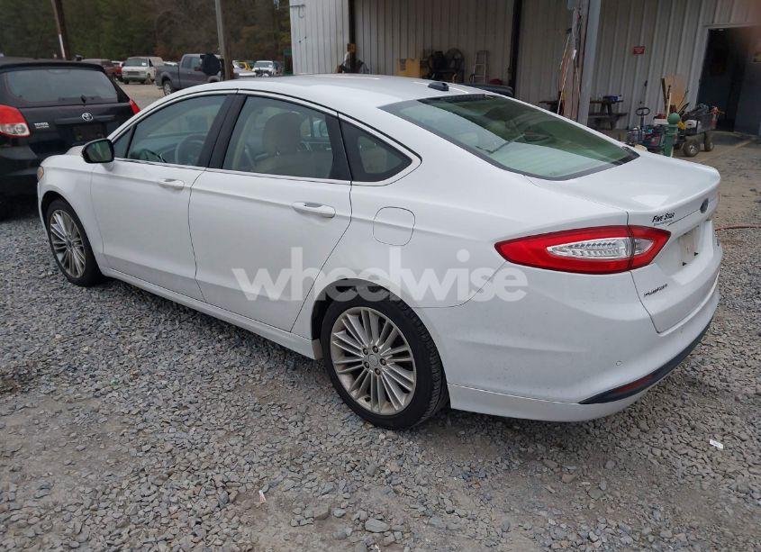 Photo 3 of 2013 Ford Fusion SE (VIN 3FA6P0HR1DR160988)