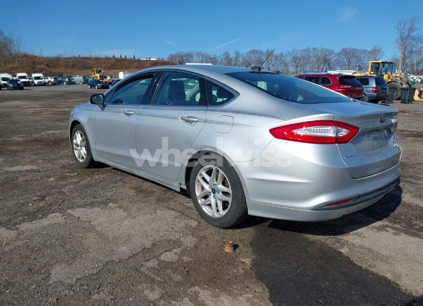 Photo 3 of 2013 Ford Fusion SE (VIN 3FA6P0HR1DR232594)