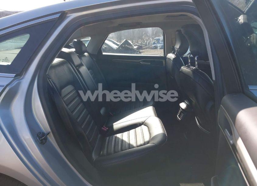 Photo 8 of 2013 Ford Fusion SE (VIN 3FA6P0HR1DR232594)