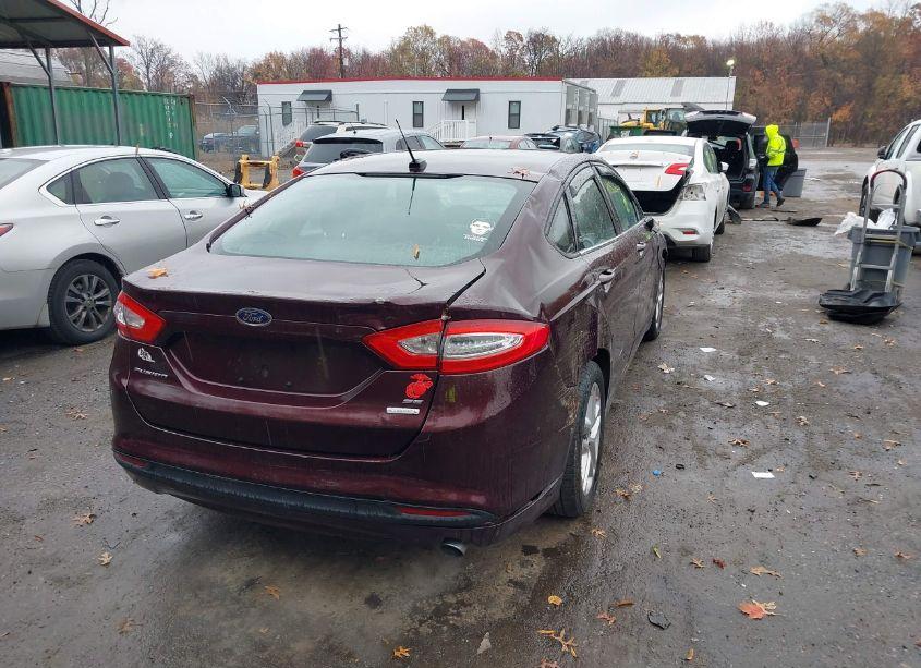 Photo 4 of 2013 Ford Fusion SE (VIN 3FA6P0HR1DR236600)