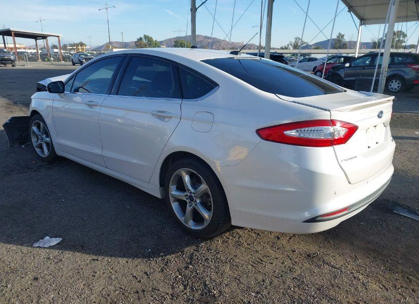 Photo 3 of 2013 Ford Fusion SE (VIN 3FA6P0HR1DR248150)