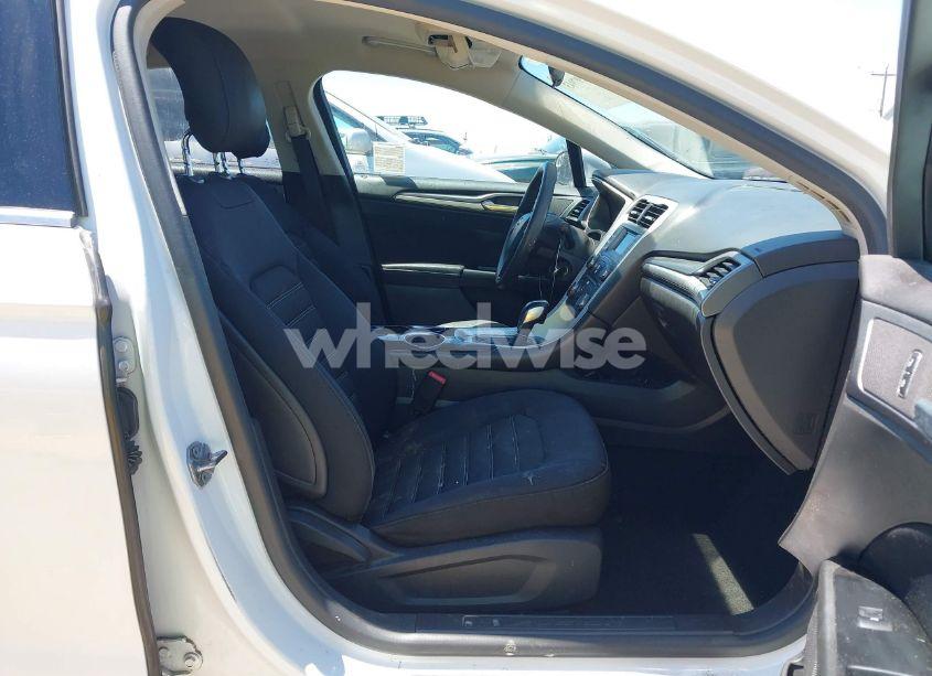 Photo 5 of 2013 Ford Fusion SE (VIN 3FA6P0HR1DR263408)