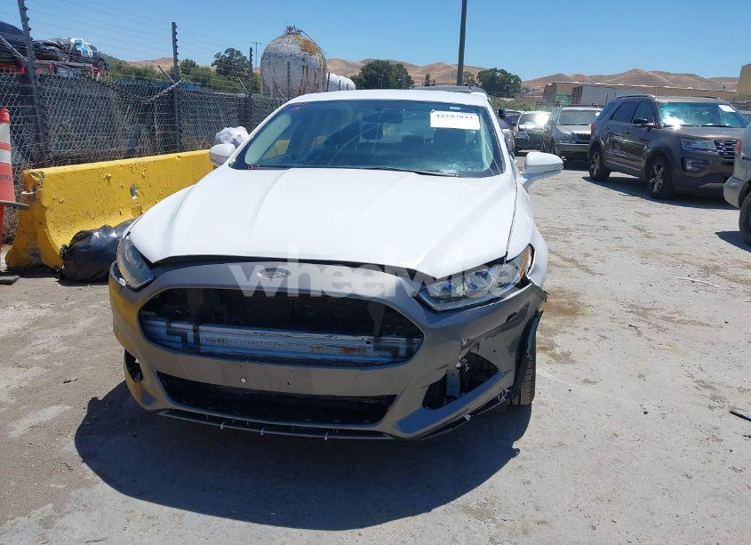 Photo 6 of 2013 Ford Fusion SE (VIN 3FA6P0HR1DR263408)