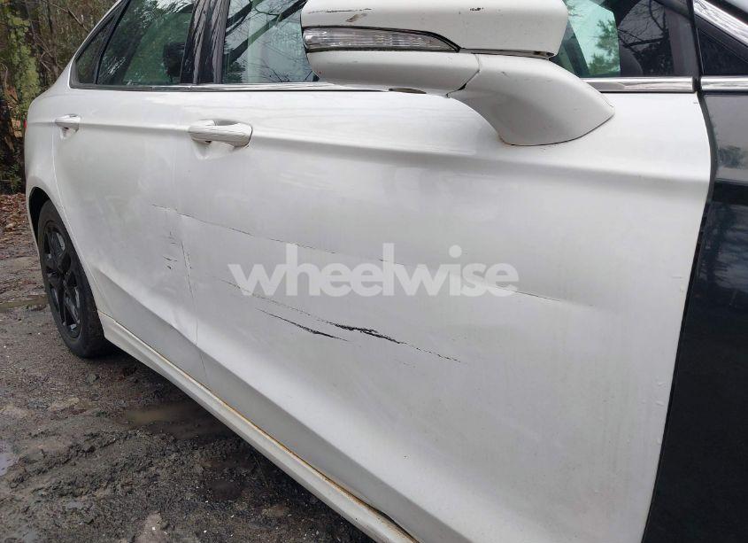 Photo 12 of 2013 Ford Fusion SE (VIN 3FA6P0HR1DR266194)